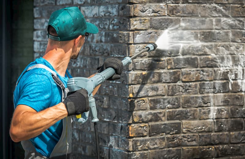 What Can Commercial Pressure Washing Do For Your Gadsden Property